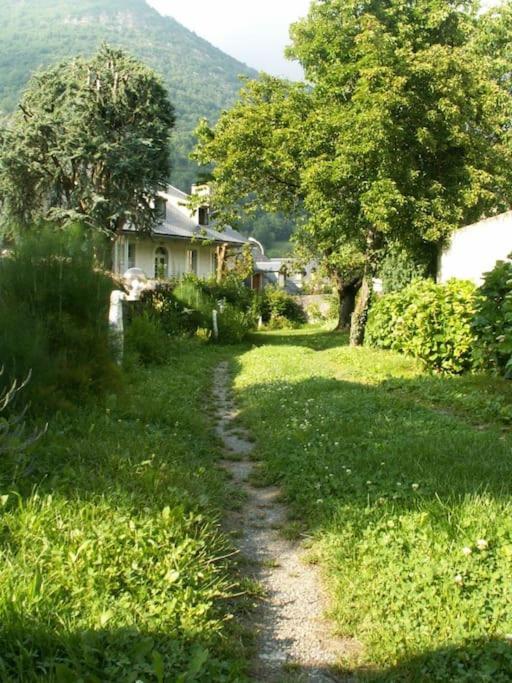 Magnifique Maison De Maitre Du 18E Avec Jardin Luz-Saint-Sauveur Exterior foto