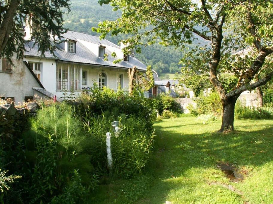 Magnifique Maison De Maitre Du 18E Avec Jardin Luz-Saint-Sauveur Exterior foto